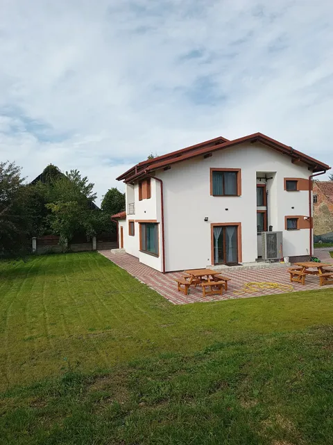 Monadin Villa Relax & Spa