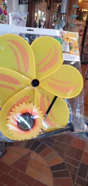 Attic Antiques & Gifts