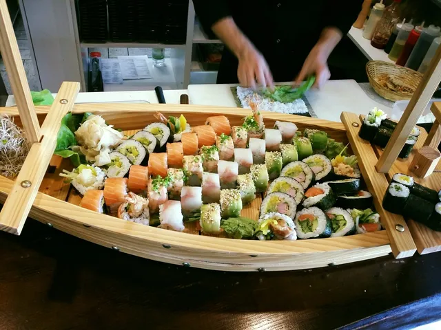 Yana Sushi