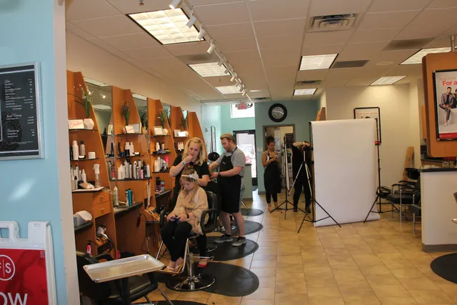 Fantastic Sams Cut & Color