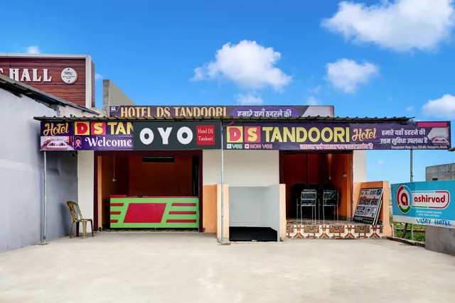 Super Hotel O DS TANDOORI