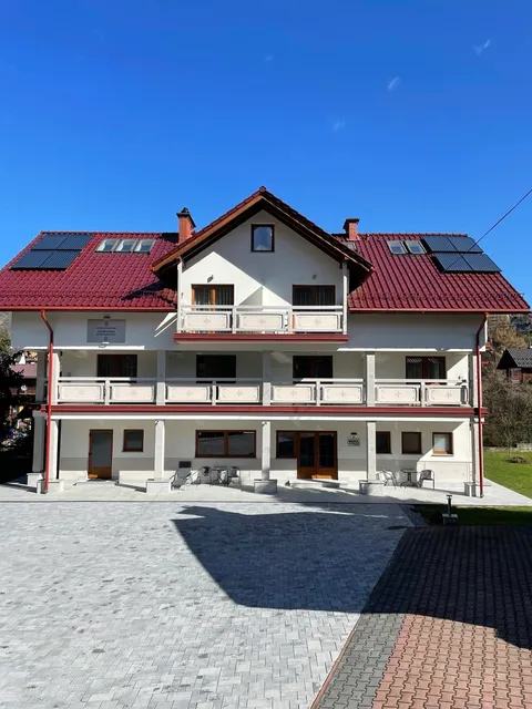 Willa Cichosza - wygodne i nowoczesne pokoje, tuż przy szlakach pieszych i rowerowych oraz stokach narciarskich