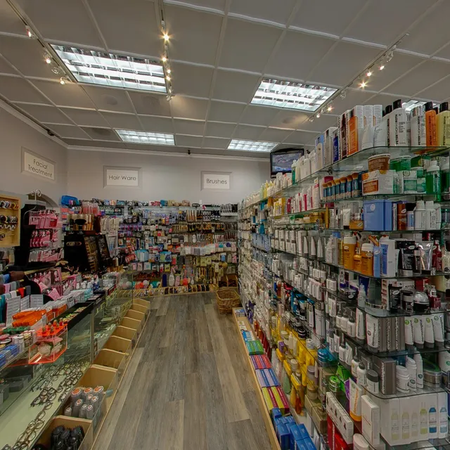 Larchmont Beauty Center