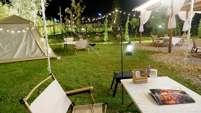 Camp'n Grill Café & Restaurant