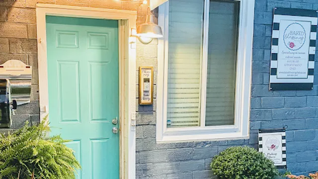 Baked Blessings by Lisa (custom order bakery)