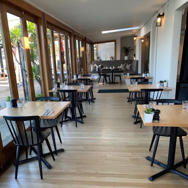 The Apple Shed Kitchen & Bar