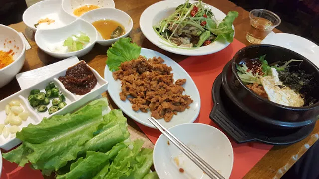 漢江食堂 한강식당