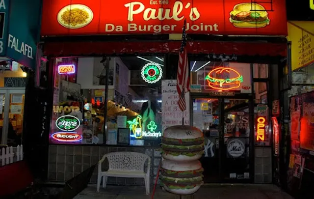 Paul's Da Burger Joint