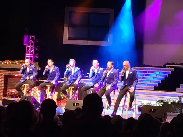 Legends in Concert - Branson, MO