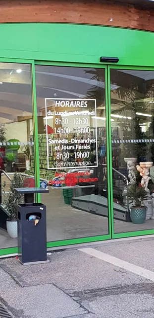Les Jardins de Provence - fleuriste, composition florale à Fontainebleau