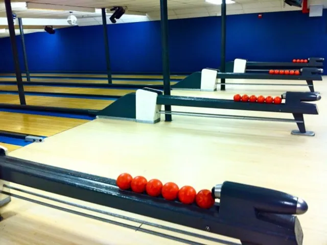 Needham Bowlaway