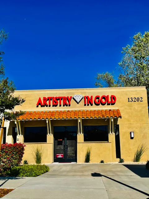 Artistry In Gold Jewelry