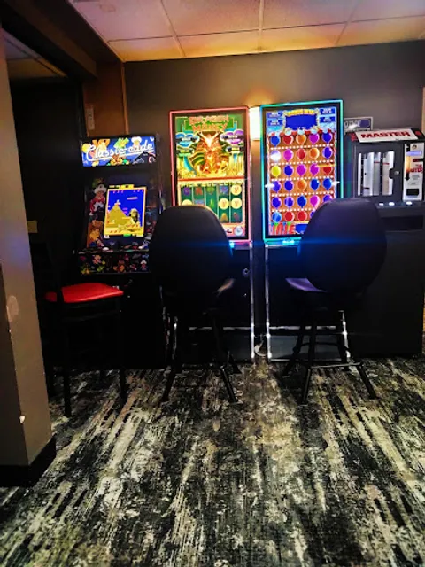 Black Bear Bar & Grill