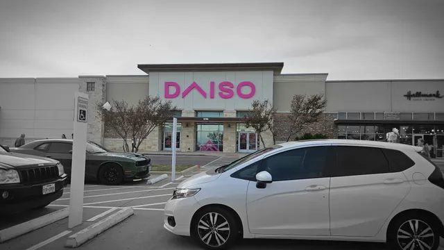 Daiso - Japanese Household Goods