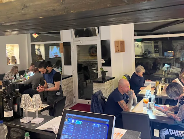 Trattoria Pizzeria Civico 16