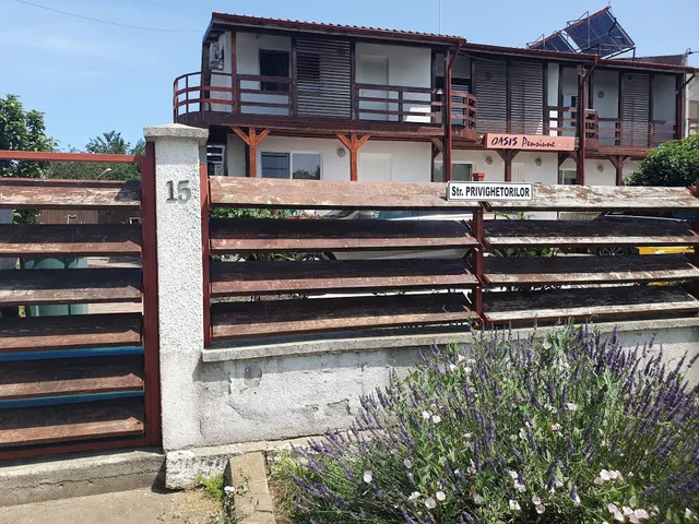 Horlaci Marian PF Pensiunea Oasis