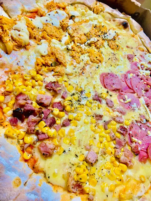 Pizzaria Rei das Bordas Forno a Lenha