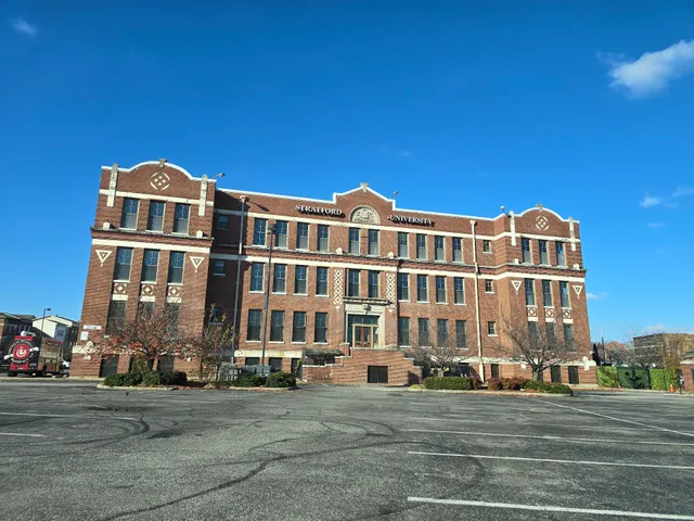 Stratford University