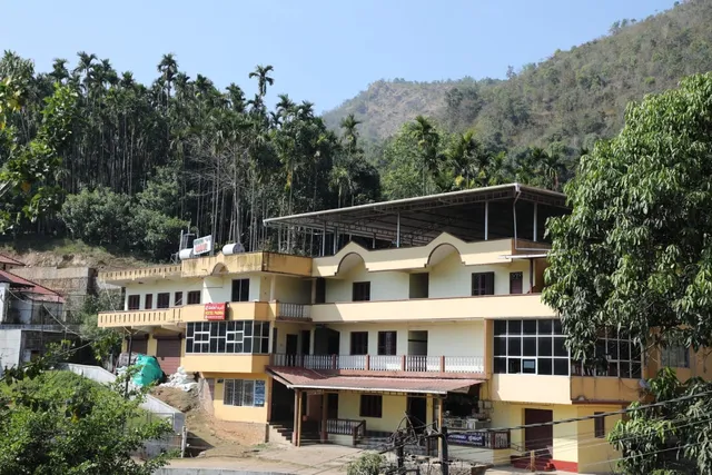 Padmashree Lodge Horanadu