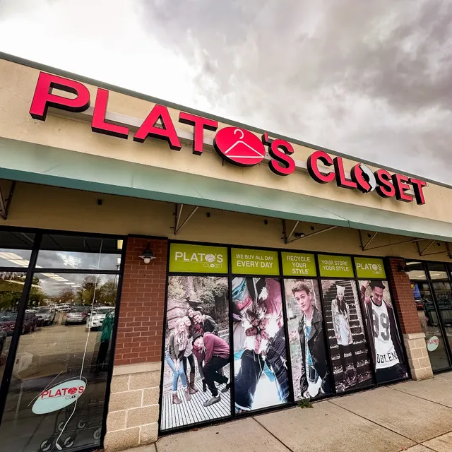 Plato's Closet - Muskegon