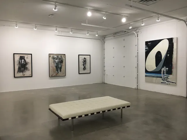 Herringer Kiss Gallery