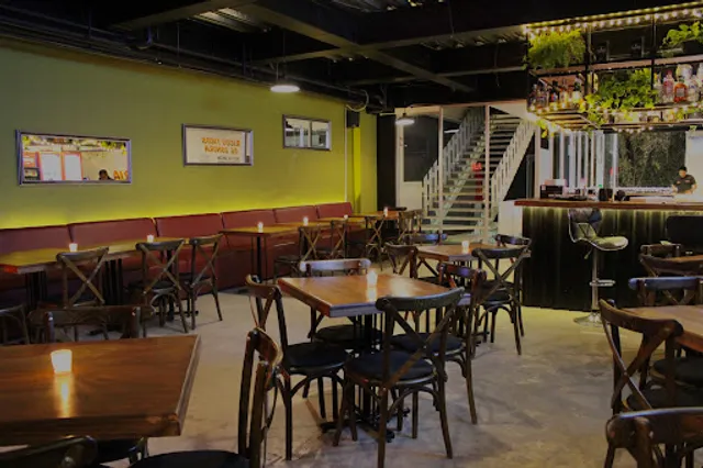 Luca Pizzería & Bar