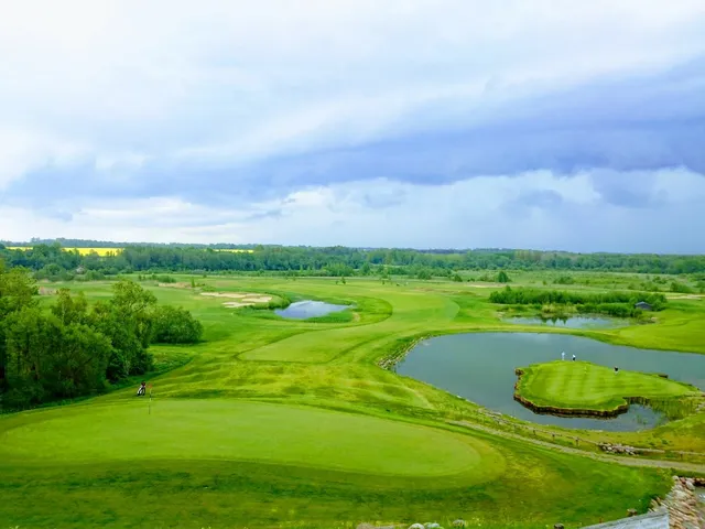 National Golf Resort