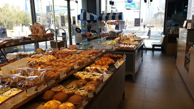 파리바게뜨 김포월드점