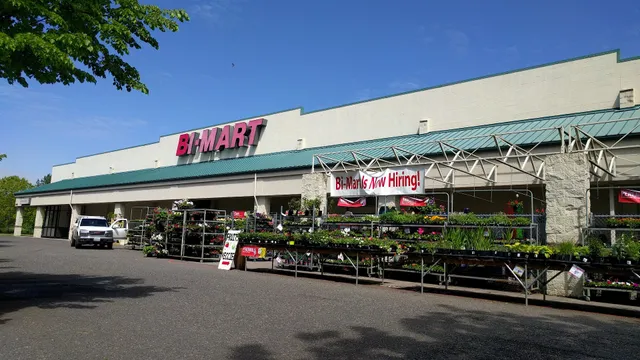 Bi-Mart Membership Discount Stores