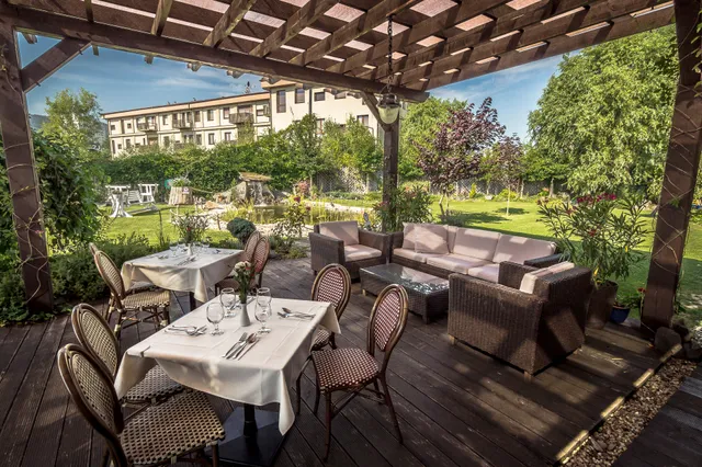 Cactus Restaurant & Grill