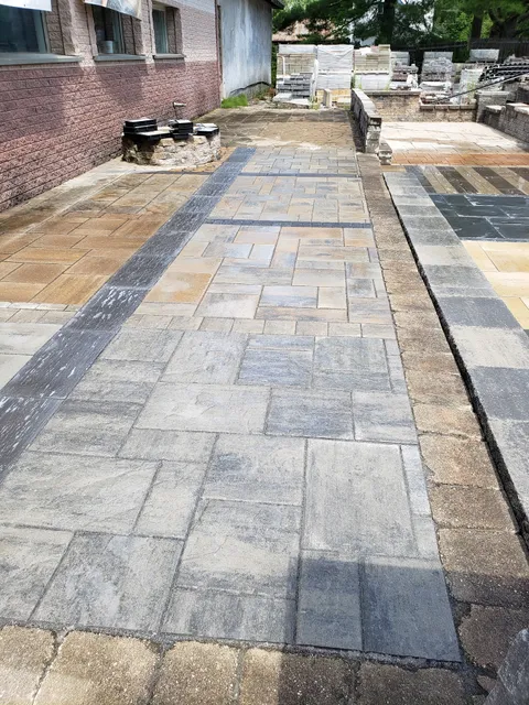 Del R Gilbert & Son Block Co