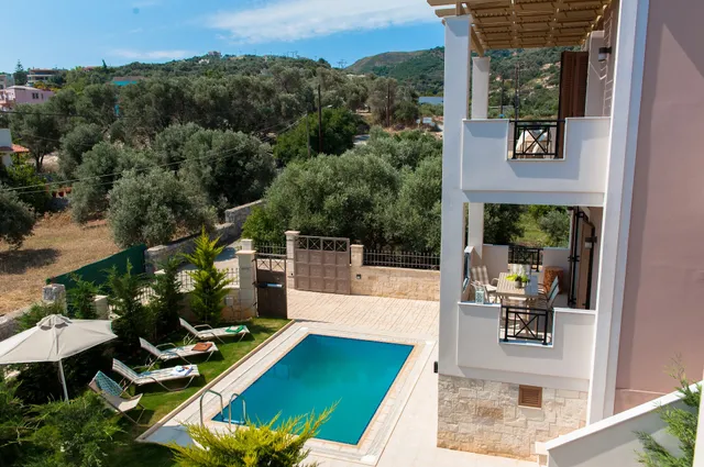 Harmony Of Nature Villas-Crete Residences