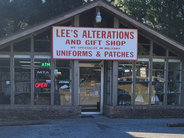Lee's Alterations & Gift Shop