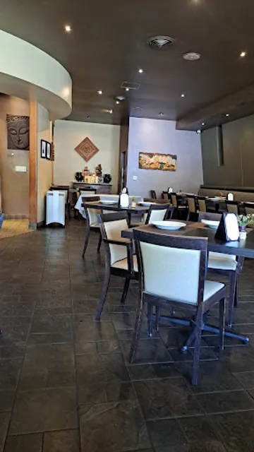 Signature Thai Bistro