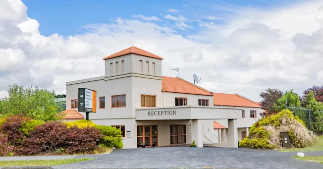 Albany Executive Motor Inn