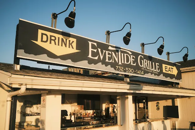 EvenTide Grille