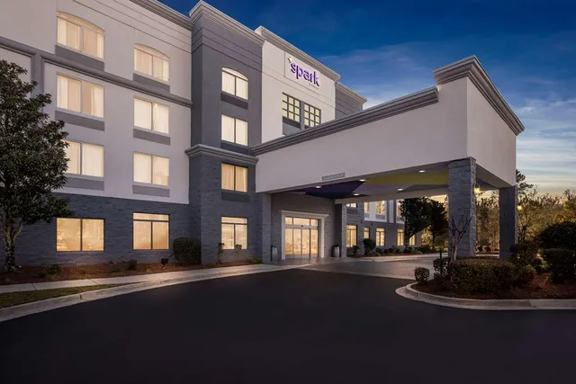 Spark by Hilton Port Wentworth Savannah