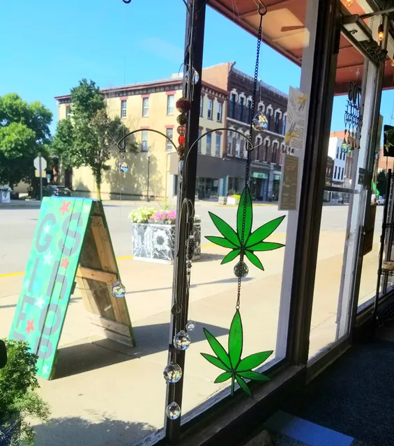 River Roots Smoke Shop