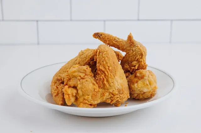 Royal chicken and biscuit