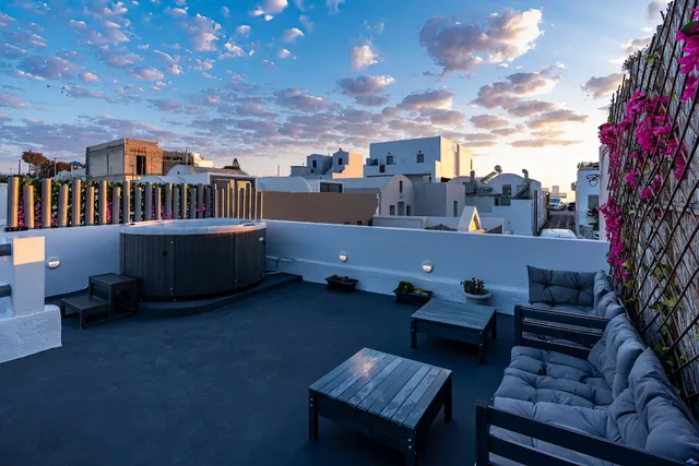 Villa Sertis Santorini