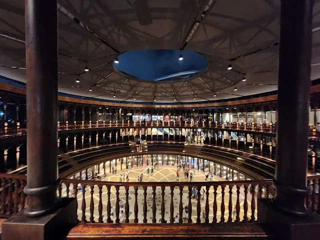 Crepes & Waffles Centro Comercial Serrezuela