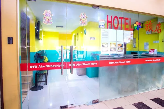 OYO 89688 Alor Street Hotel