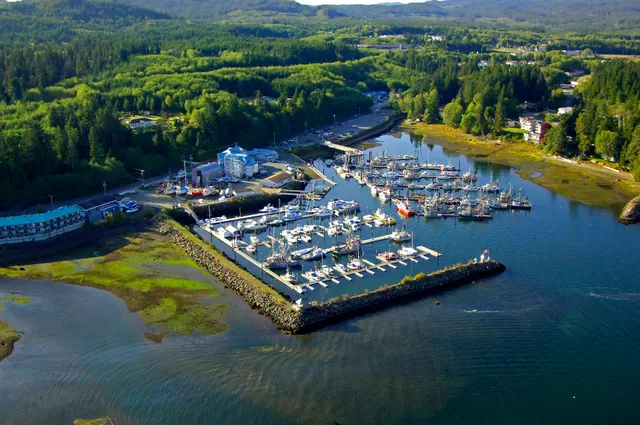 Quarterdeck & Marina Resort