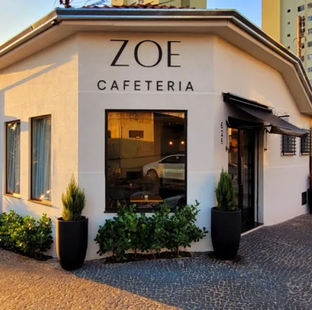 Zoe Cafeteria
