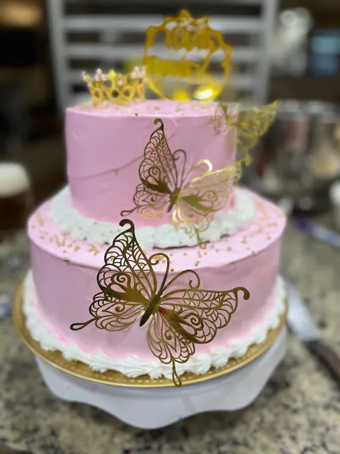 Oro’s pastry and Cuban food