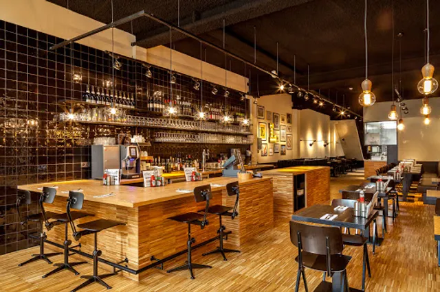 Ellis Gourmet Burger