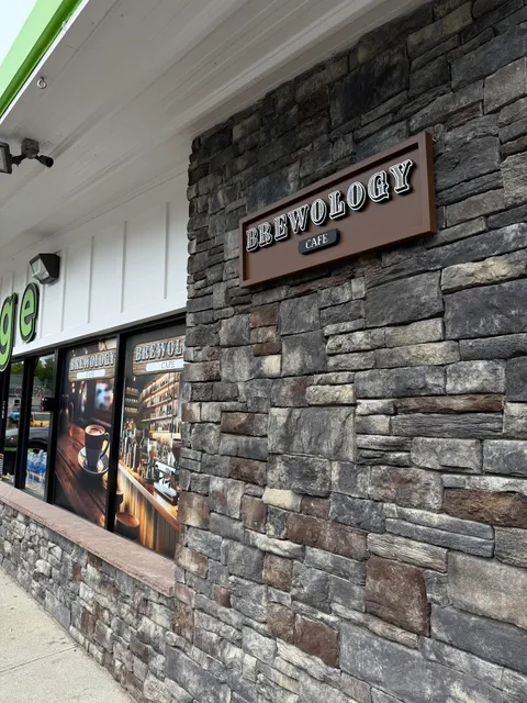 Brewology Café
