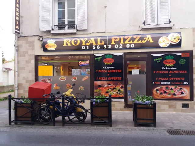 Royale Pizza