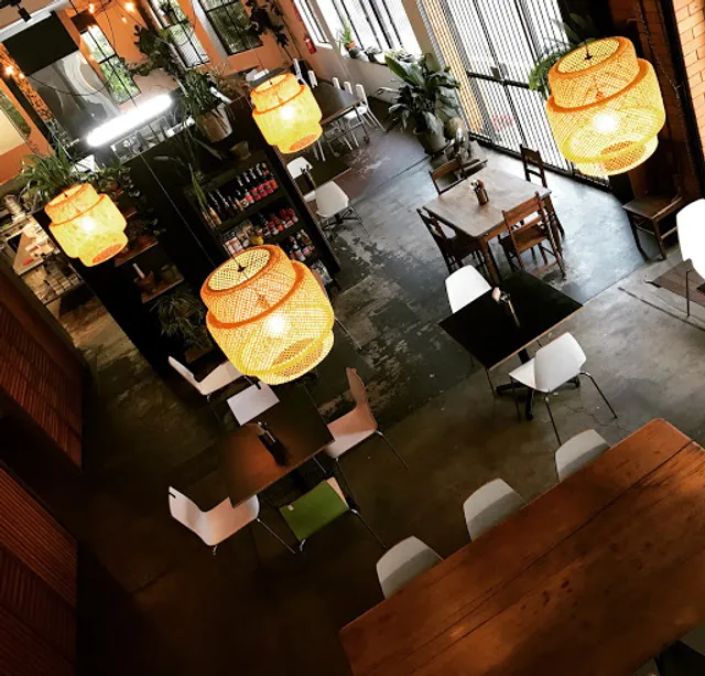 The Golden Pig Restaurant and Cooking School