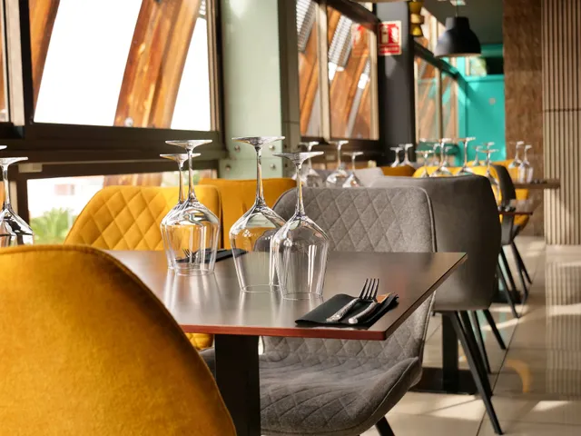 Steak Atelier Restaurant and Sport Bar